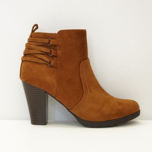 rialto penston ankle booties